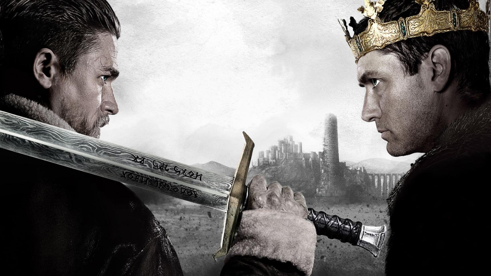 Fondo de pantalla de la película Rey Arturo: la leyenda de Excalibur en Cliver.tv gratis
