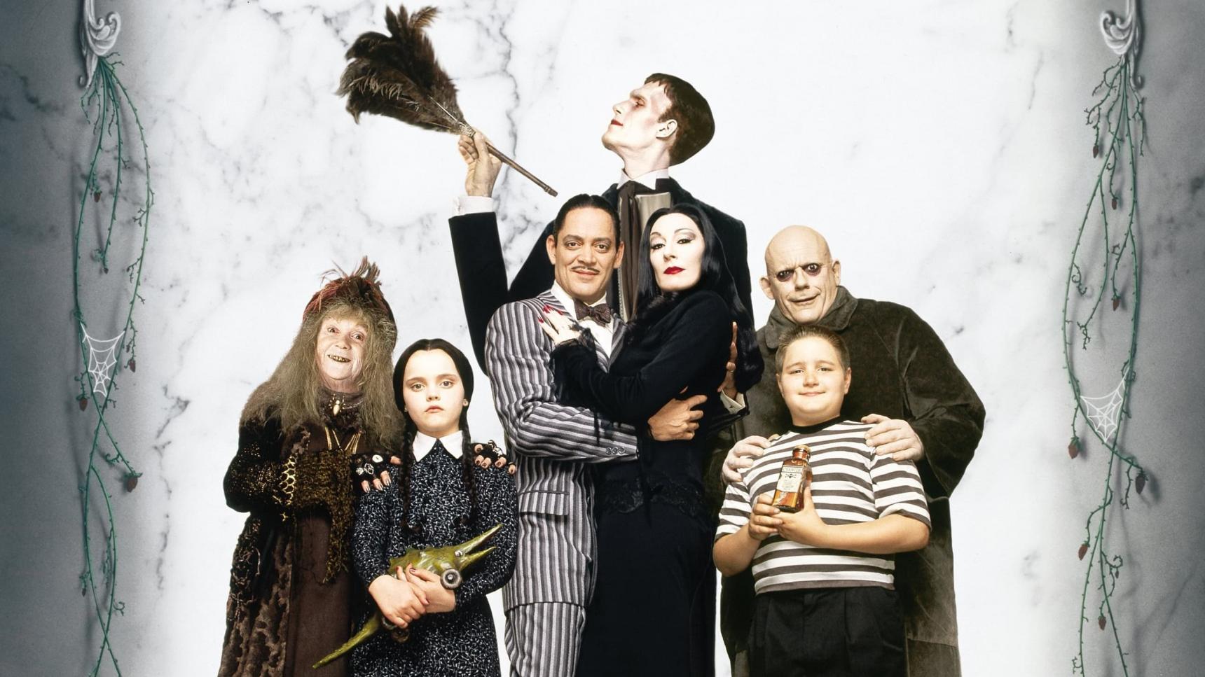 Fondo de pantalla de la película La familia Addams en Cliver.tv gratis