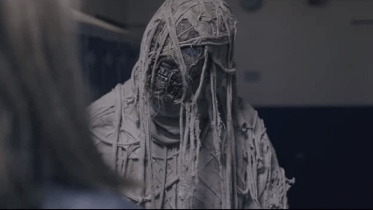 Fondo de pantalla de la película La momia asciende en Cliver.tv gratis